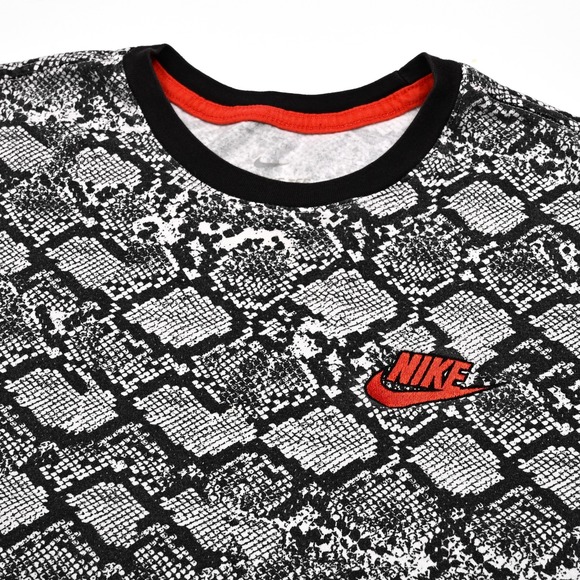 Nike Shirt Mens Large Black White Snakeskin Print Swoosh Logo Tee CK2031-100 - Picture 1 of 11